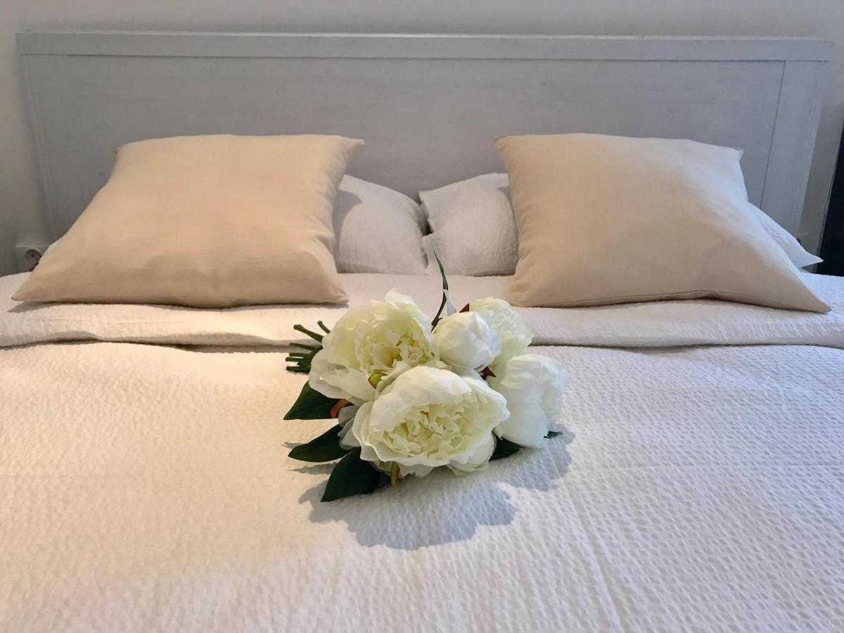 Studio Apartment With A View Of Ban Jelacic Square Ζάγκρεμπ Εξωτερικό φωτογραφία