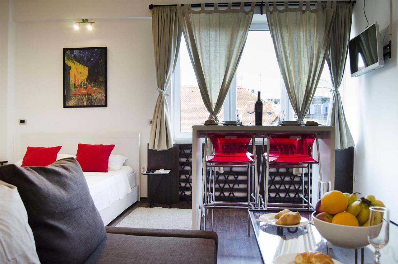 Studio Apartment With A View Of Ban Jelacic Square Ζάγκρεμπ Εξωτερικό φωτογραφία