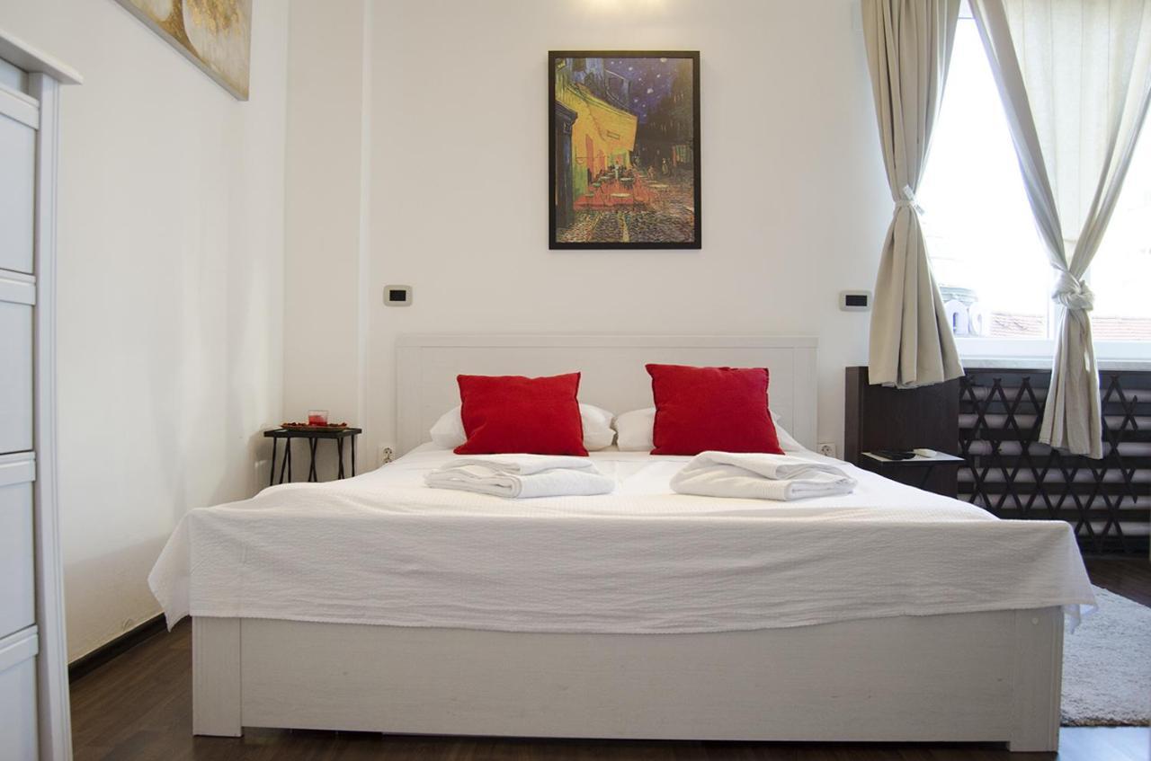 Studio Apartment With A View Of Ban Jelacic Square Ζάγκρεμπ Εξωτερικό φωτογραφία